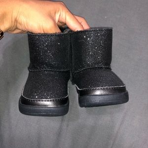 Black glitter baby girl Uggs size 2/3 (S)